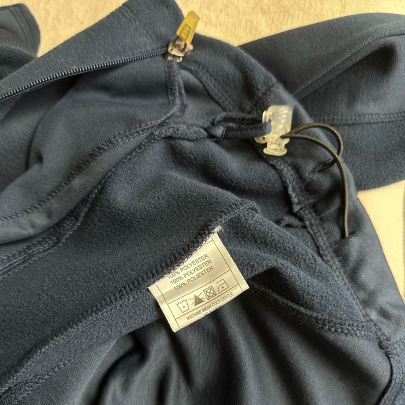 NY Yankees official navy fleece jacket - Picture 3 of 6